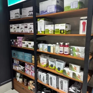 Cosmetic rack